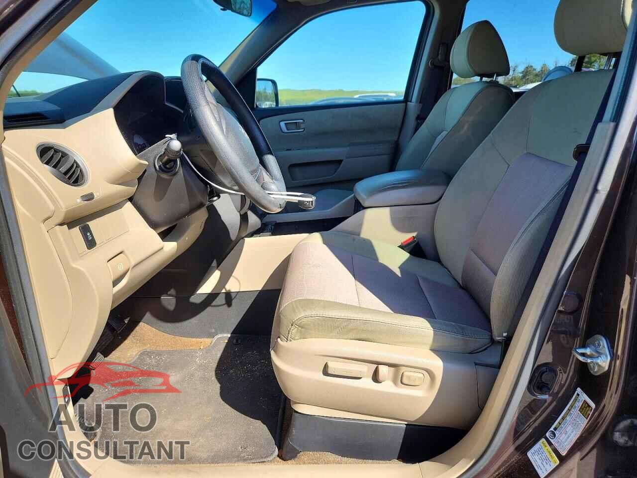 HONDA PILOT 2013 - 5FNYF4H46DB051753