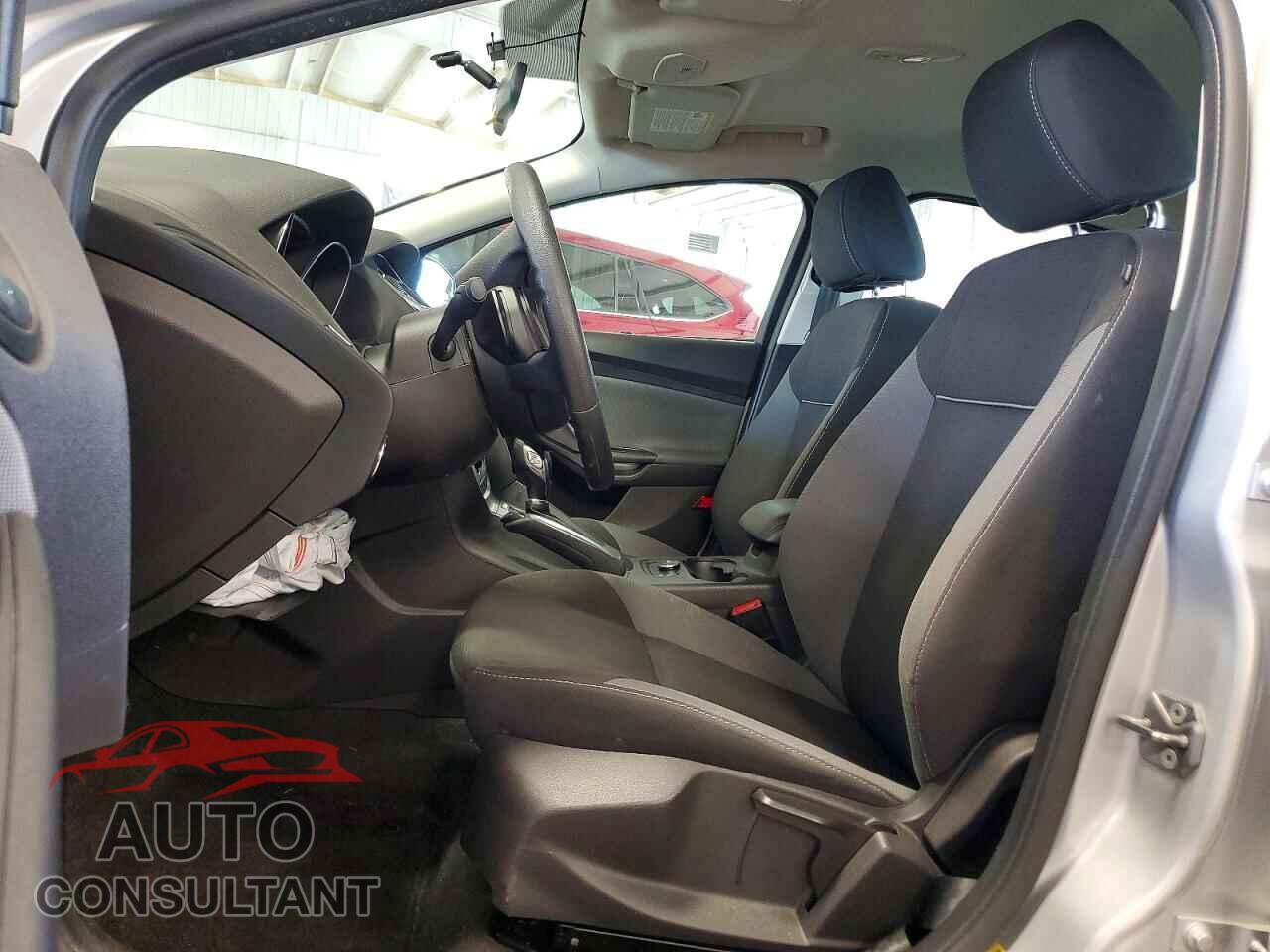 FORD FOCUS 2013 - 1FADP3F20DL177472