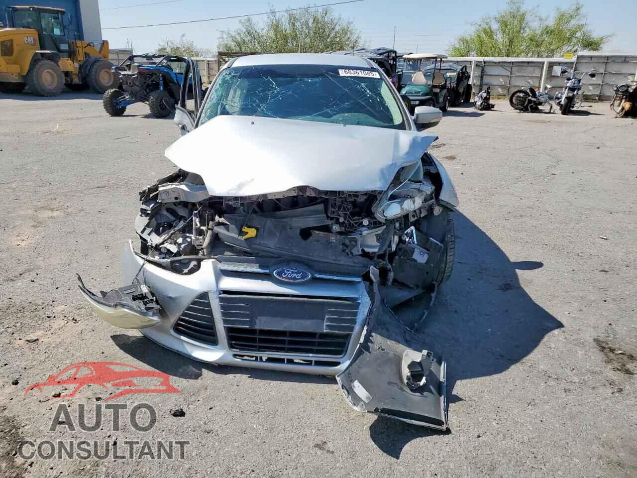 FORD FOCUS 2013 - 1FADP3K2XDL163908