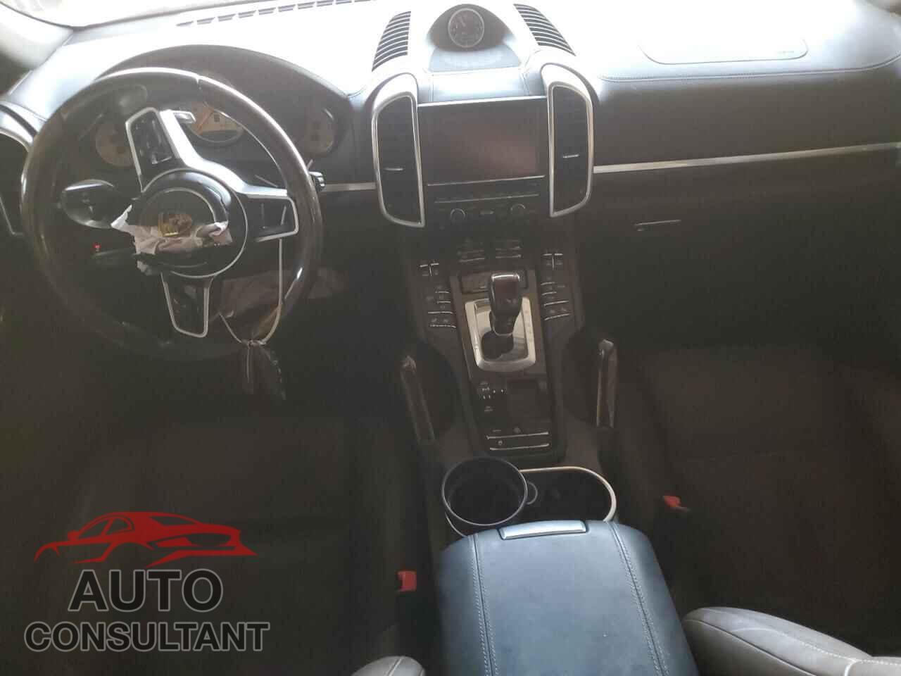 PORSCHE CAYENNE 2016 - WP1AA2A27GLA10769