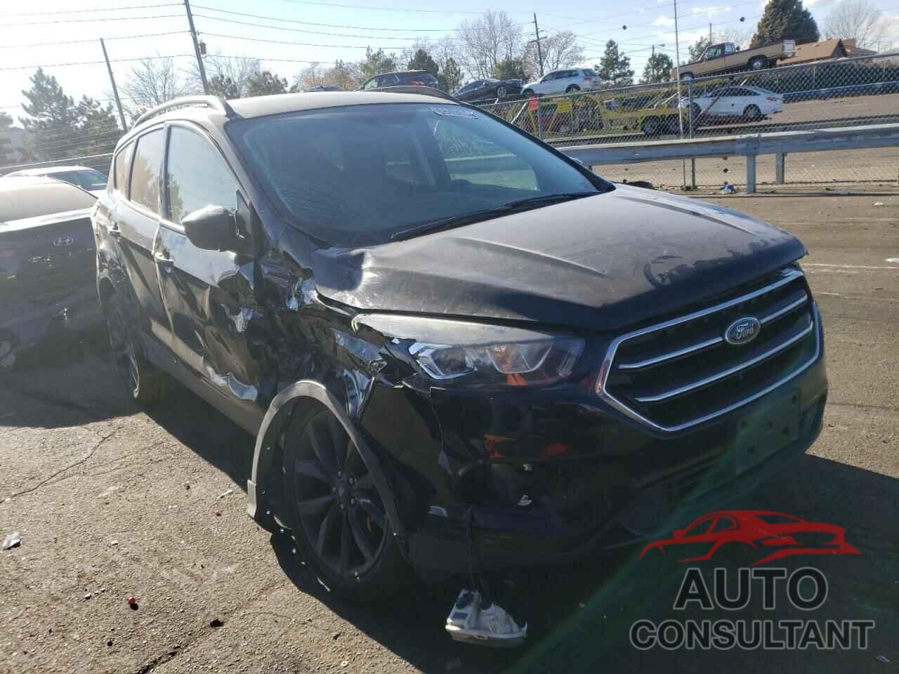 FORD ESCAPE 2017 - 1FMCU9GD0HUD47651