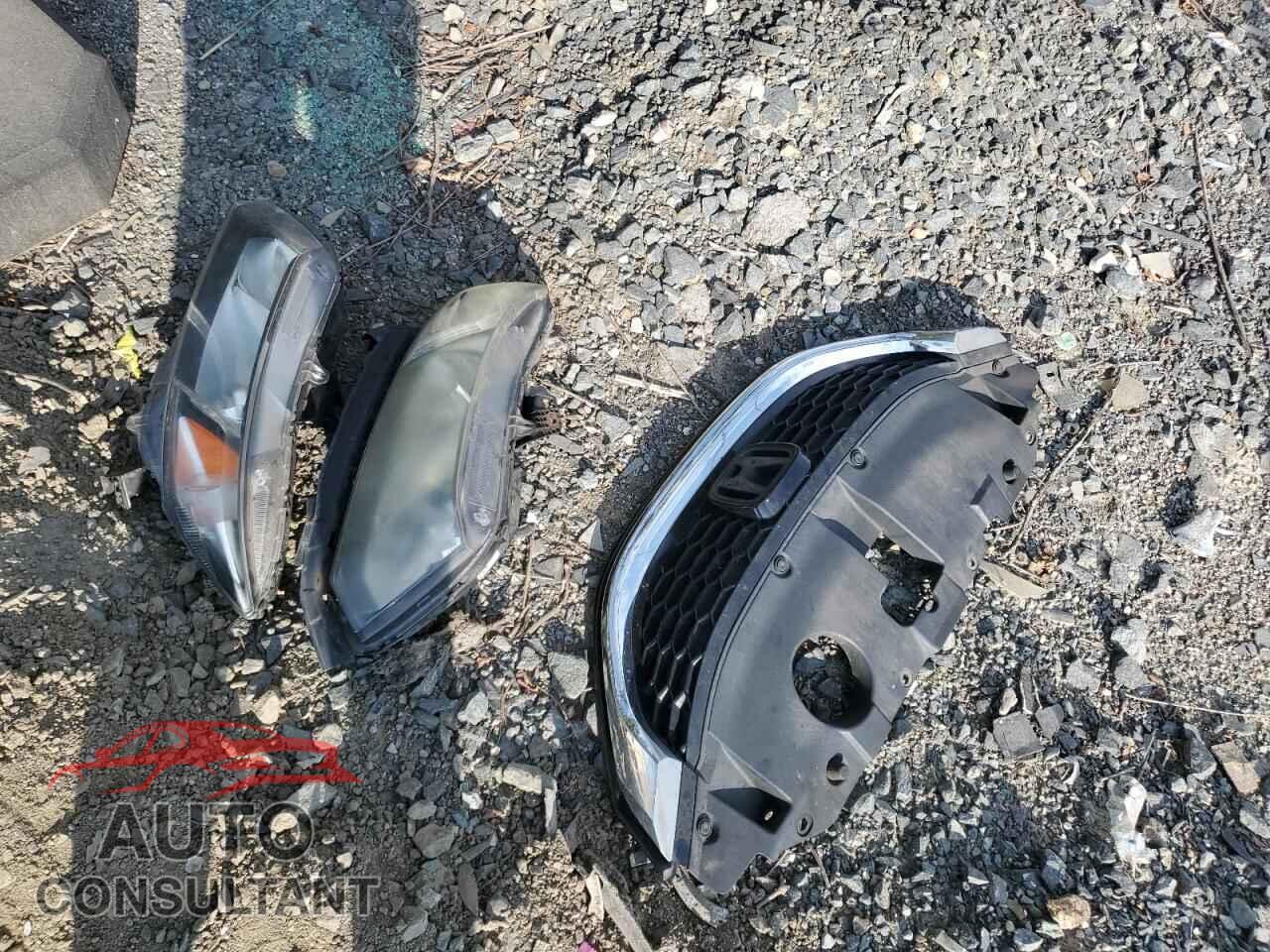 HONDA CIVIC 2015 - 19XFB2F82FE078552