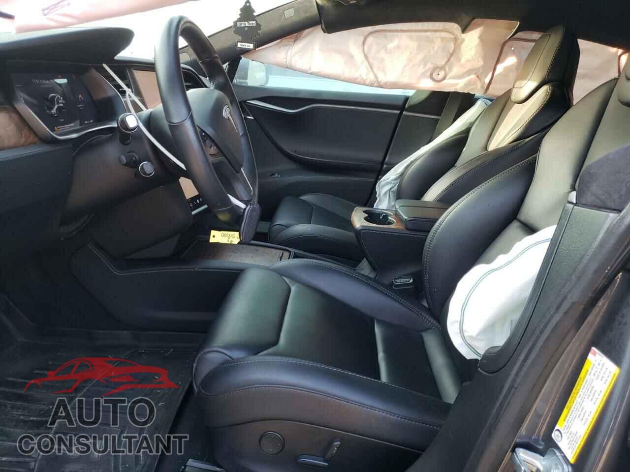TESLA MODEL S 2020 - 5YJSA1E21LF359255