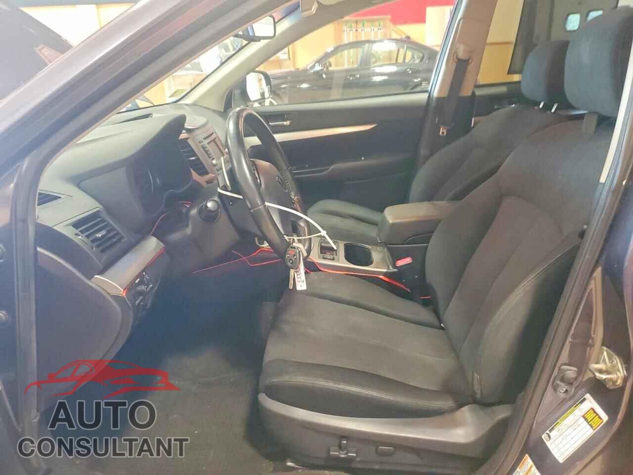 SUBARU OUTBACK 2014 - 4S4BRBCC7E3242771