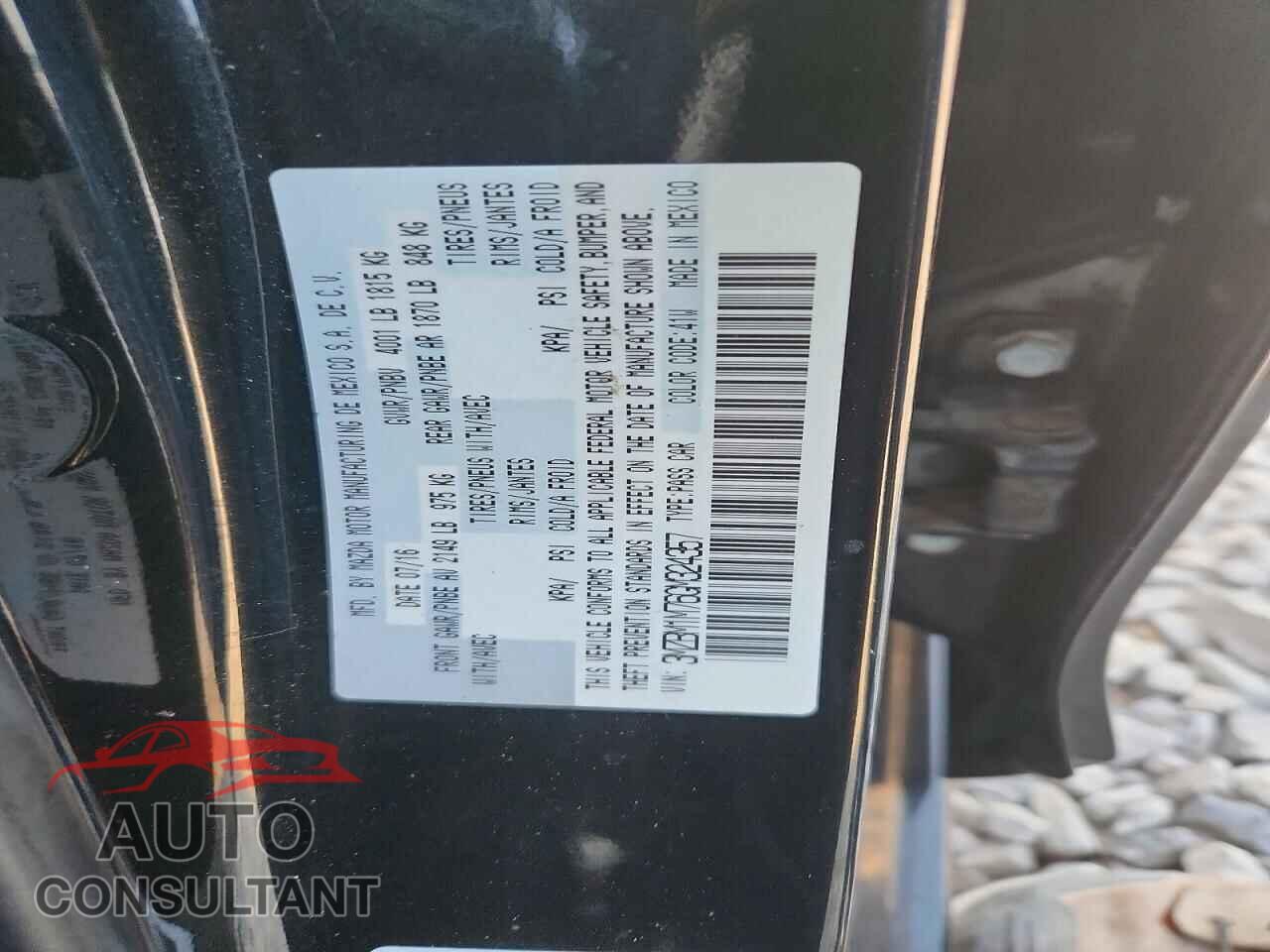 MAZDA 3 2016 - 3MZBM1M76GM324357
