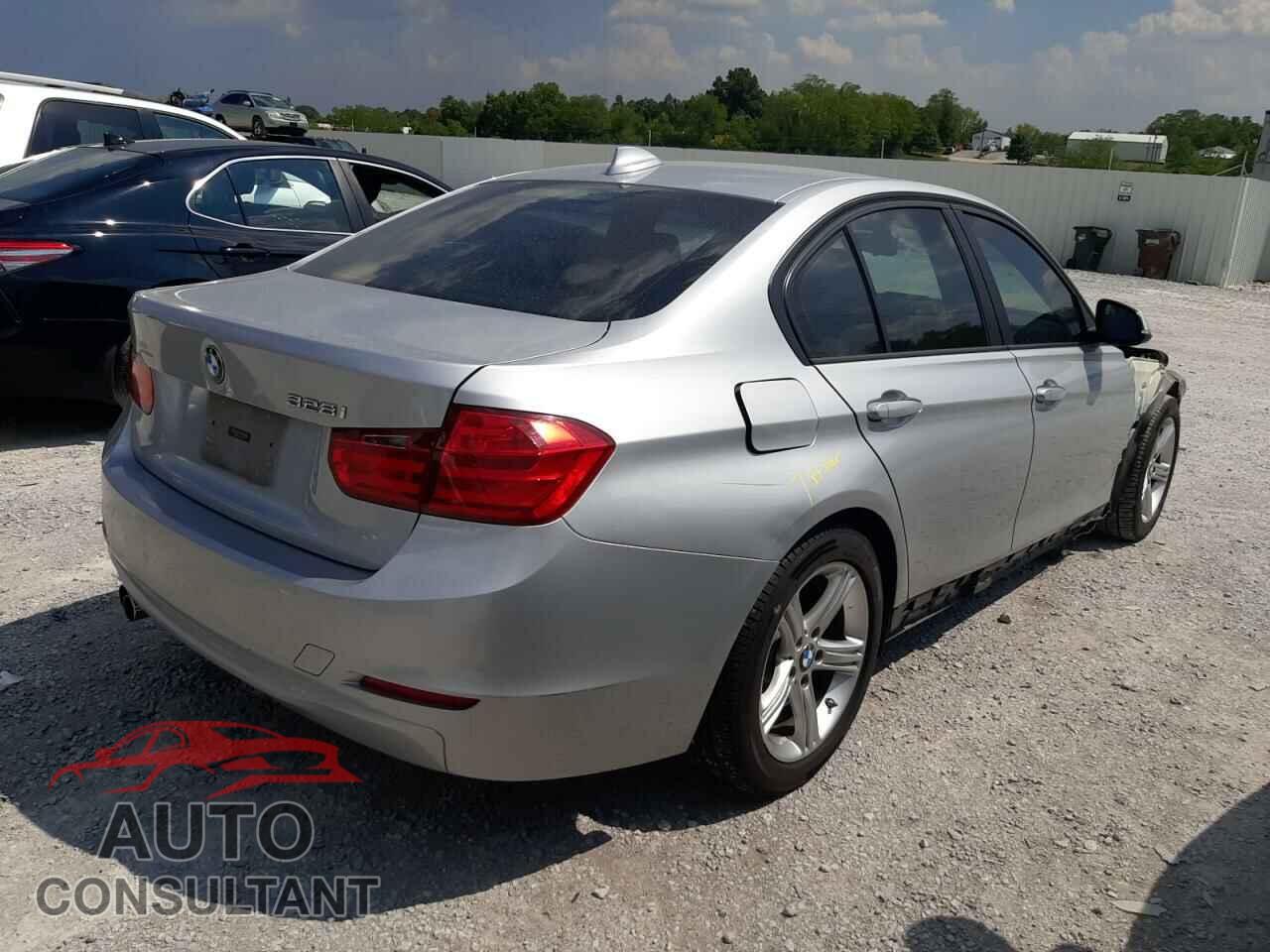 BMW 3 SERIES 2013 - WBA3A5C59DJ462892