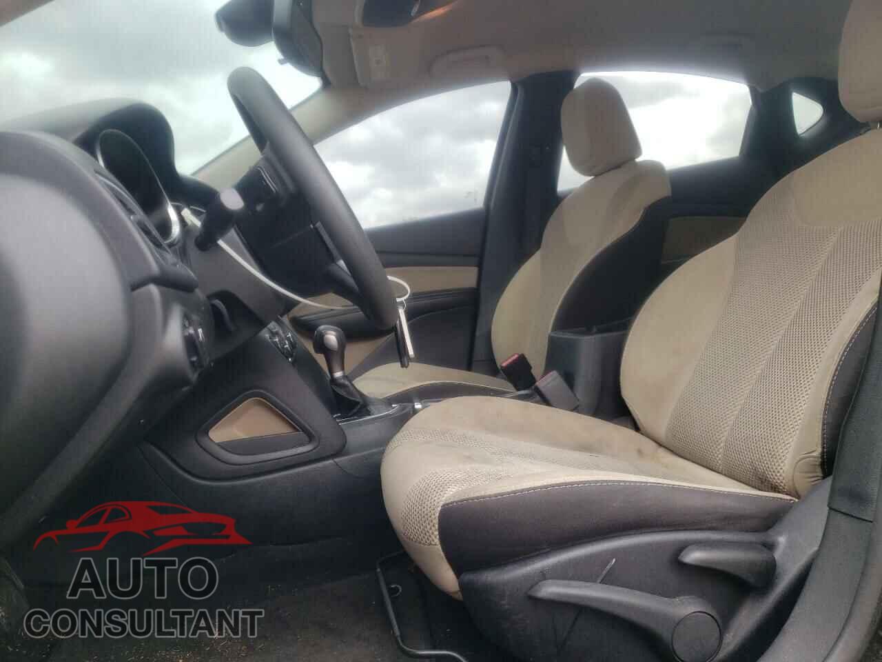 DODGE DART 2015 - 1C3CDFBB0FD222031