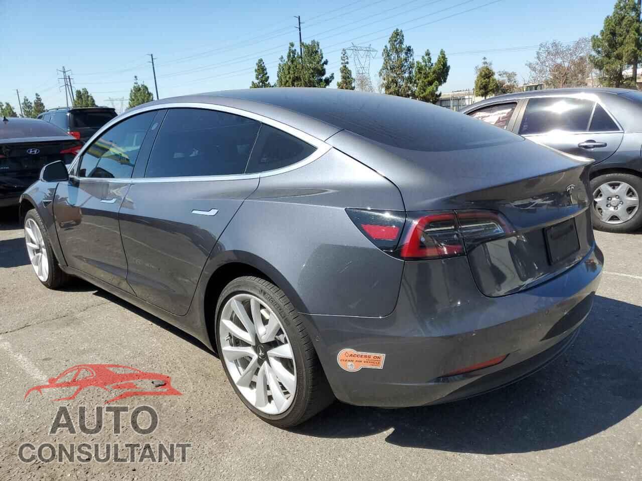 TESLA MODEL 3 2019 - 5YJ3E1EA5KF425417