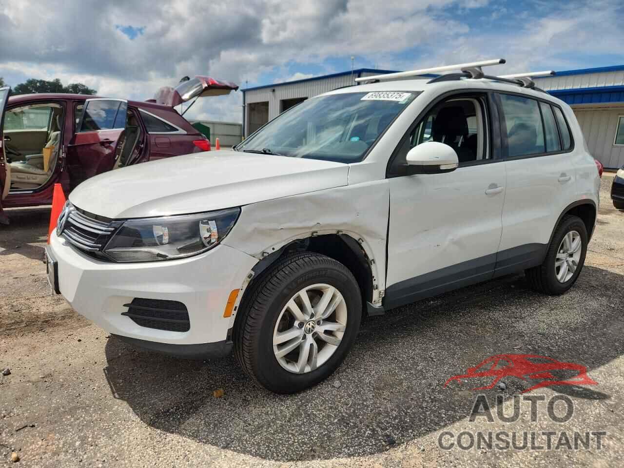 VOLKSWAGEN TIGUAN 2015 - WVGAV7AX6FW601926