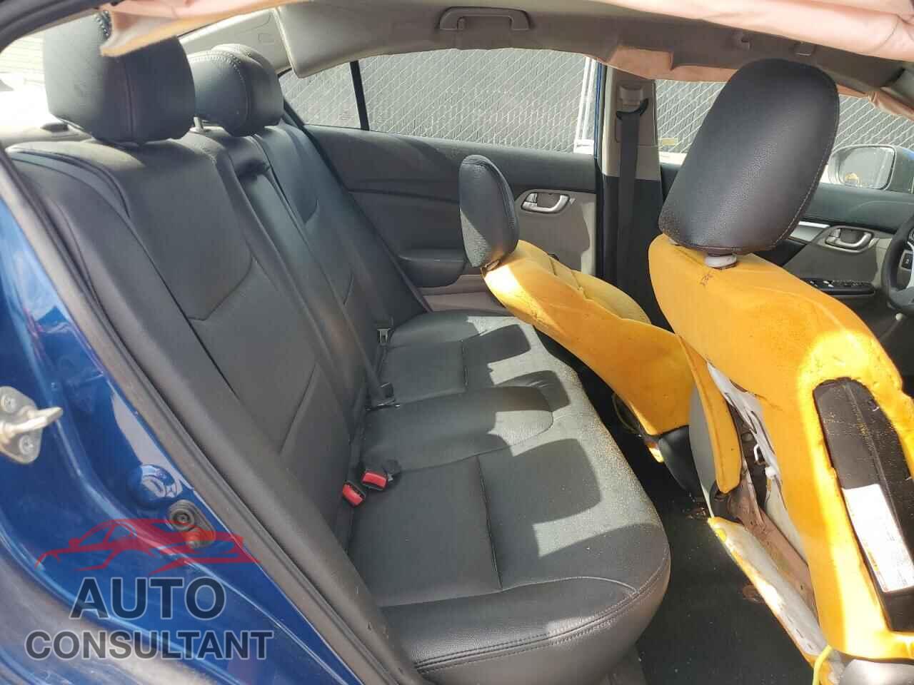 HONDA CIVIC 2015 - 19XFB2F83FE063364