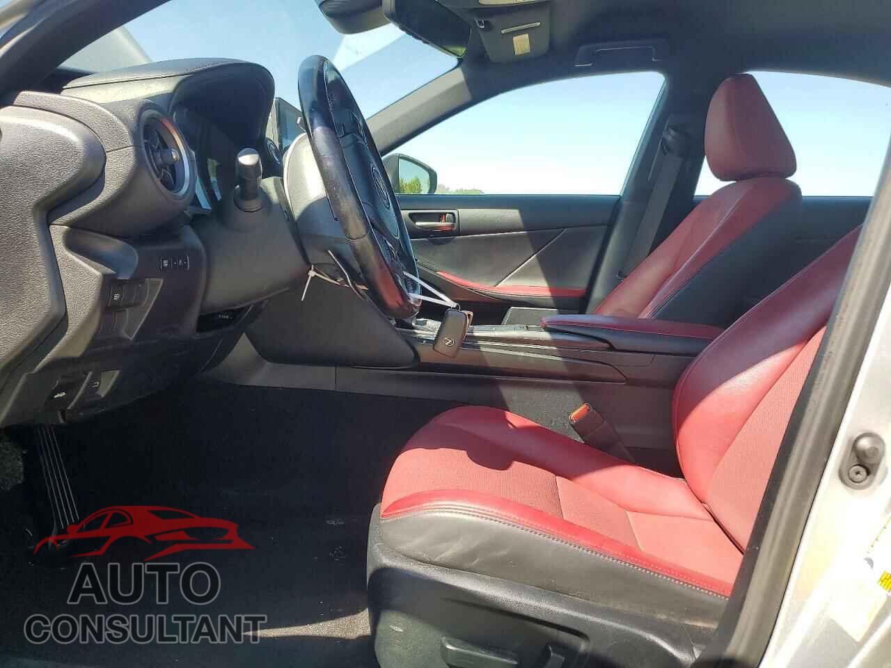 LEXUS IS 2021 - JTHAA1D21M5113594