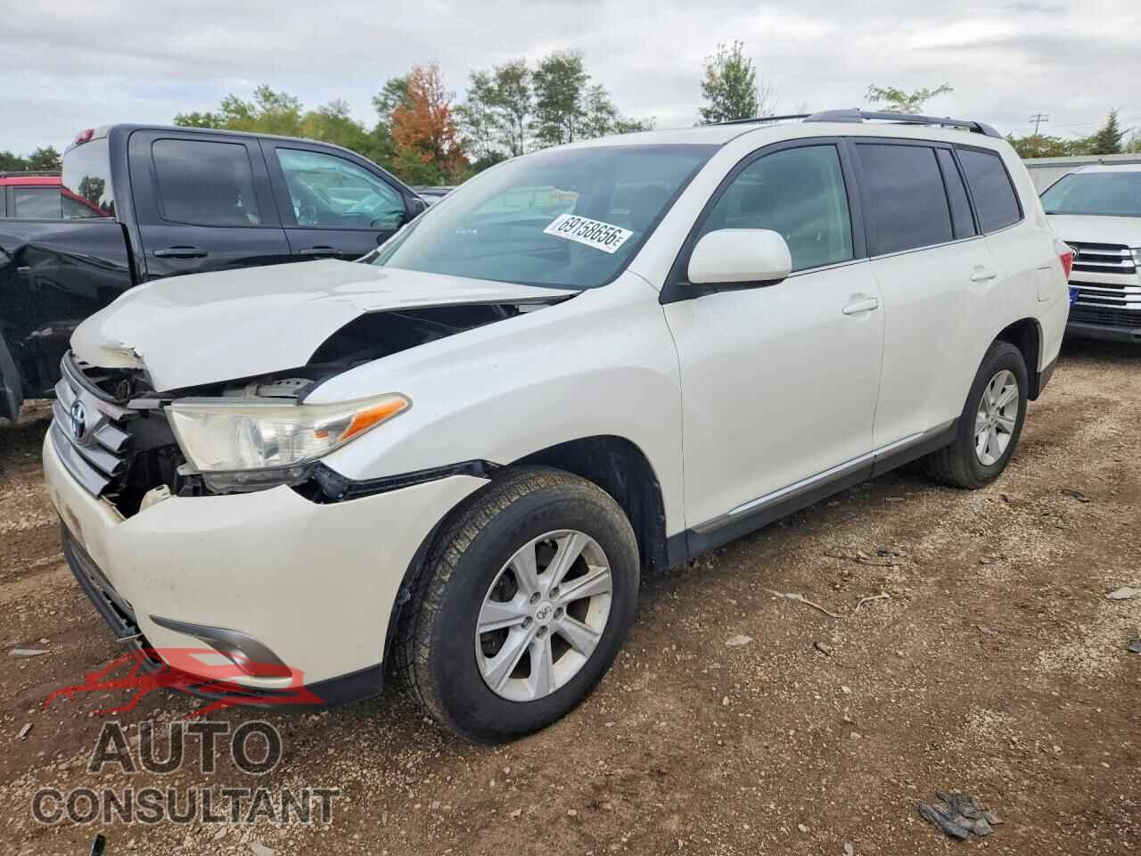TOYOTA HIGHLANDER 2013 - 5TDBK3EH8DS212067