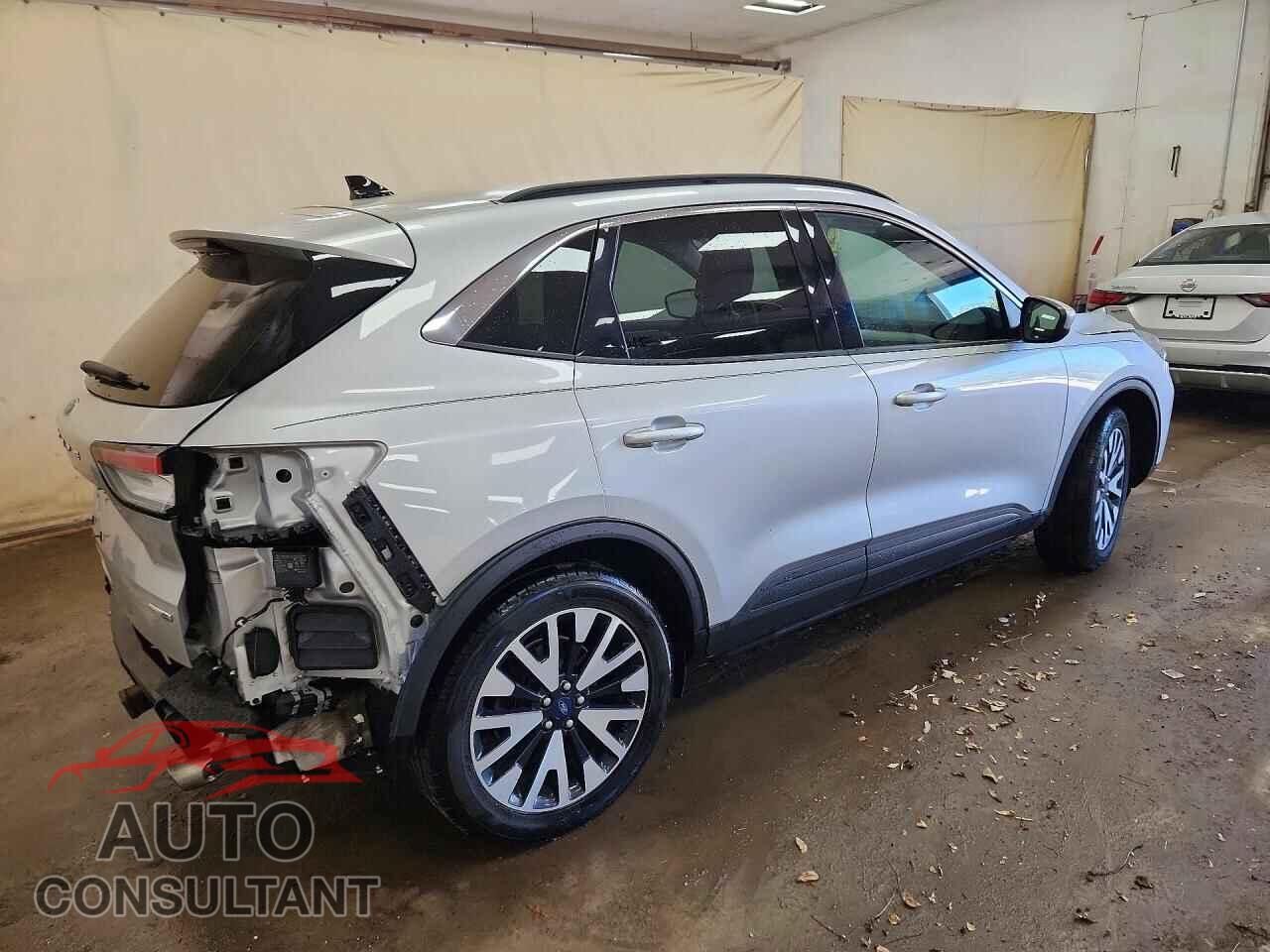 FORD ESCAPE 2020 - 1FMCU9H98LUA30557