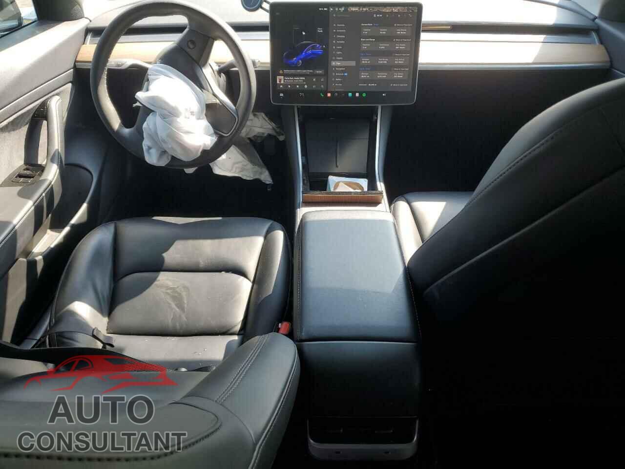 TESLA MODEL 3 2020 - 5YJ3E1EA2LF783821