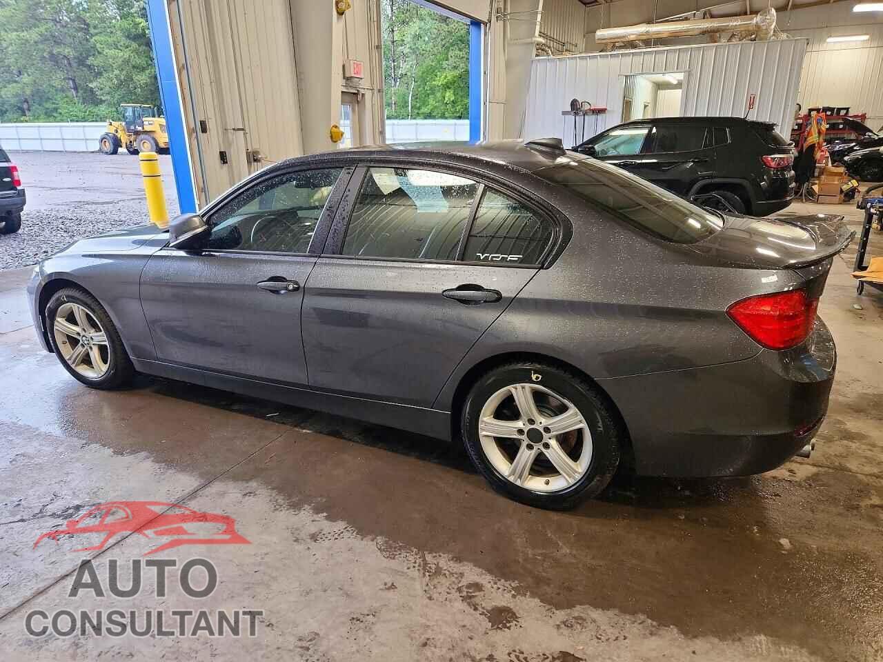 BMW 3 SERIES 2015 - WBA3B3C5XFF547182