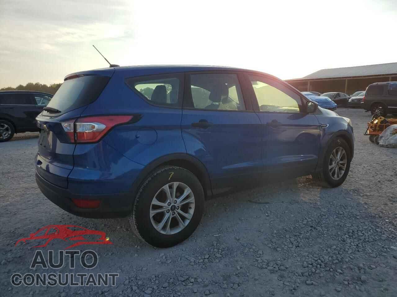 FORD ESCAPE 2017 - 1FMCU0F78HUD15666