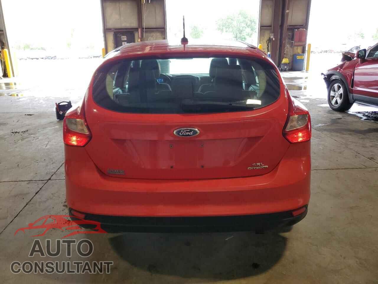 FORD FOCUS 2012 - 1FAHP3M2XCL373681