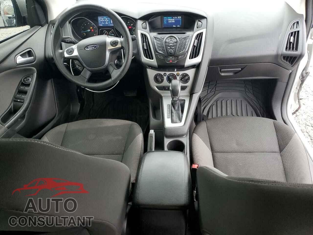 FORD FOCUS 2014 - 1FADP3K20EL227052