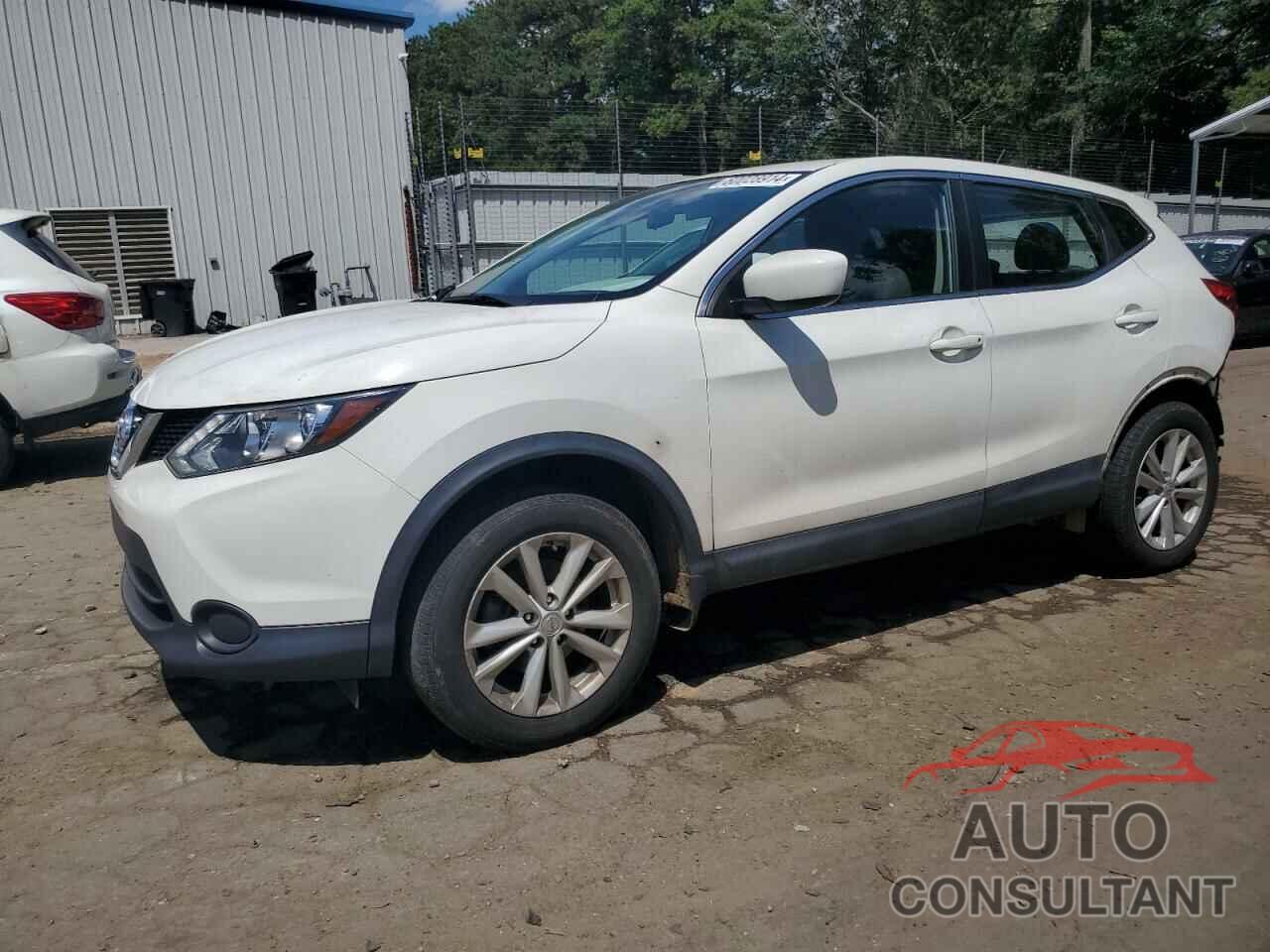 NISSAN ROGUE 2017 - JN1BJ1CP7HW019810