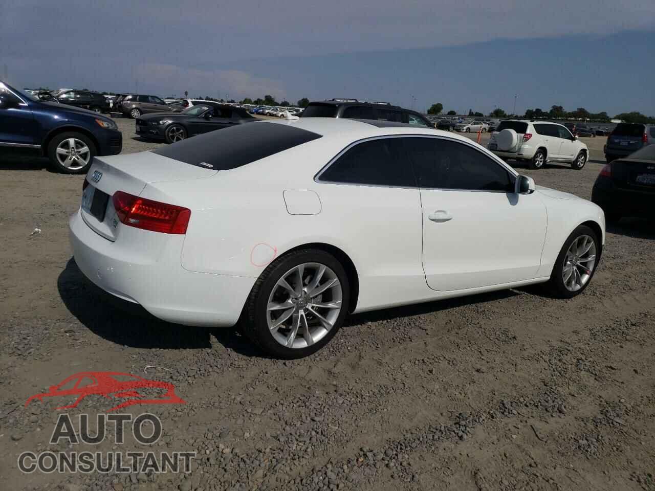 AUDI A5 2013 - WAUCFAFR3DA038133