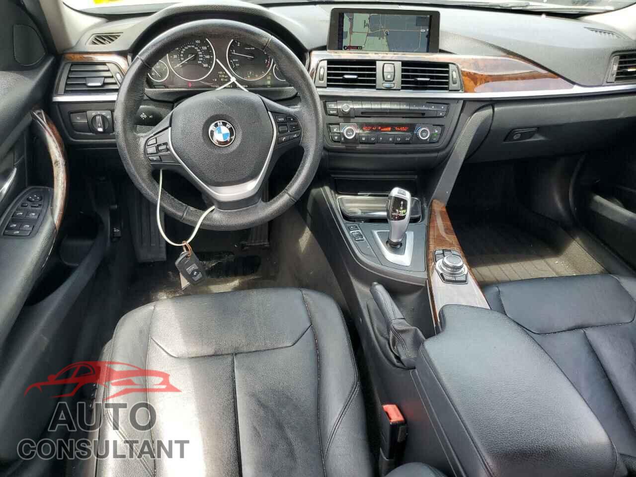 BMW 3 SERIES 2013 - WBA3B3G5XDNR79509