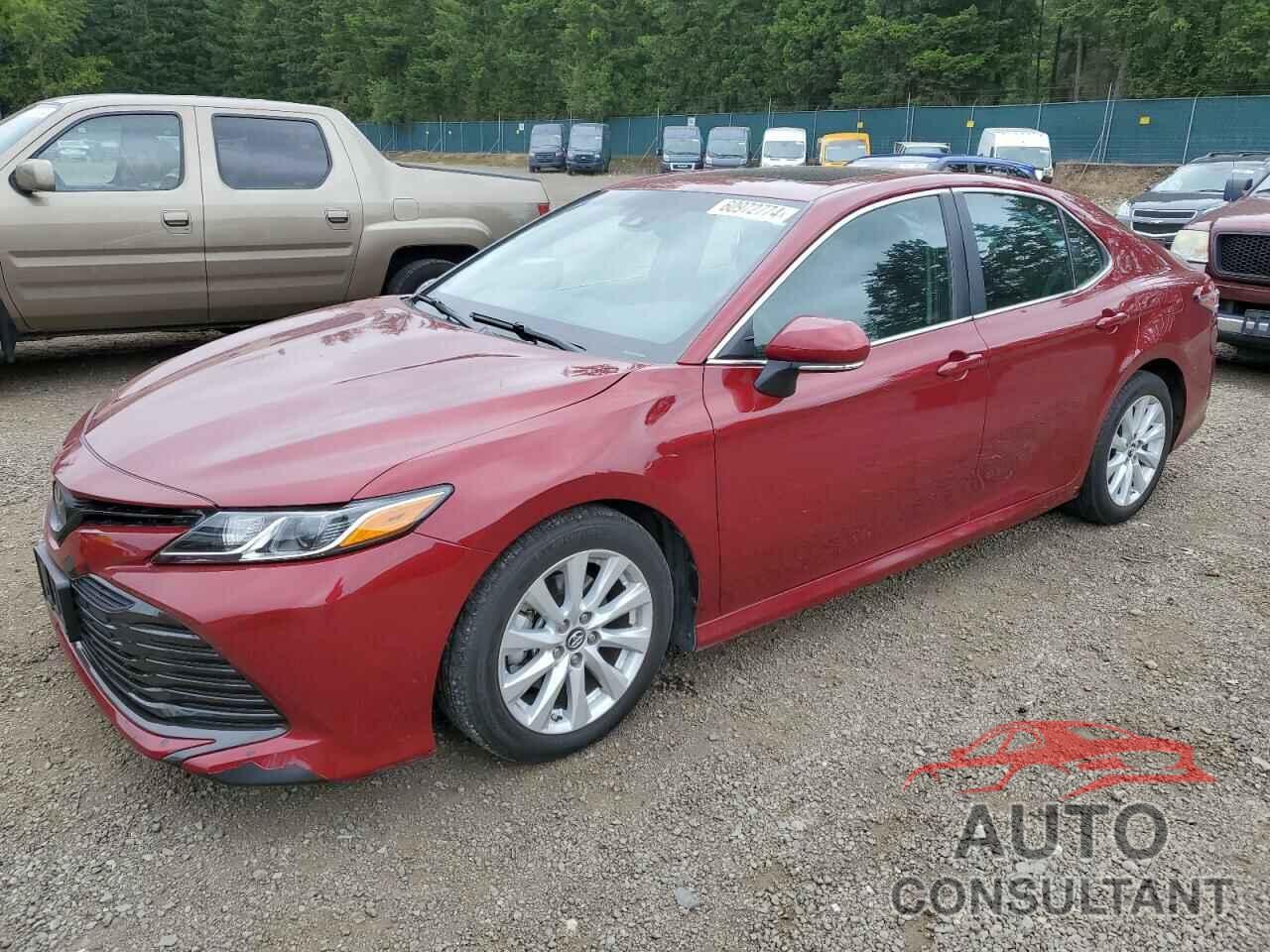 TOYOTA CAMRY 2018 - 4T1B11HK0JU661597
