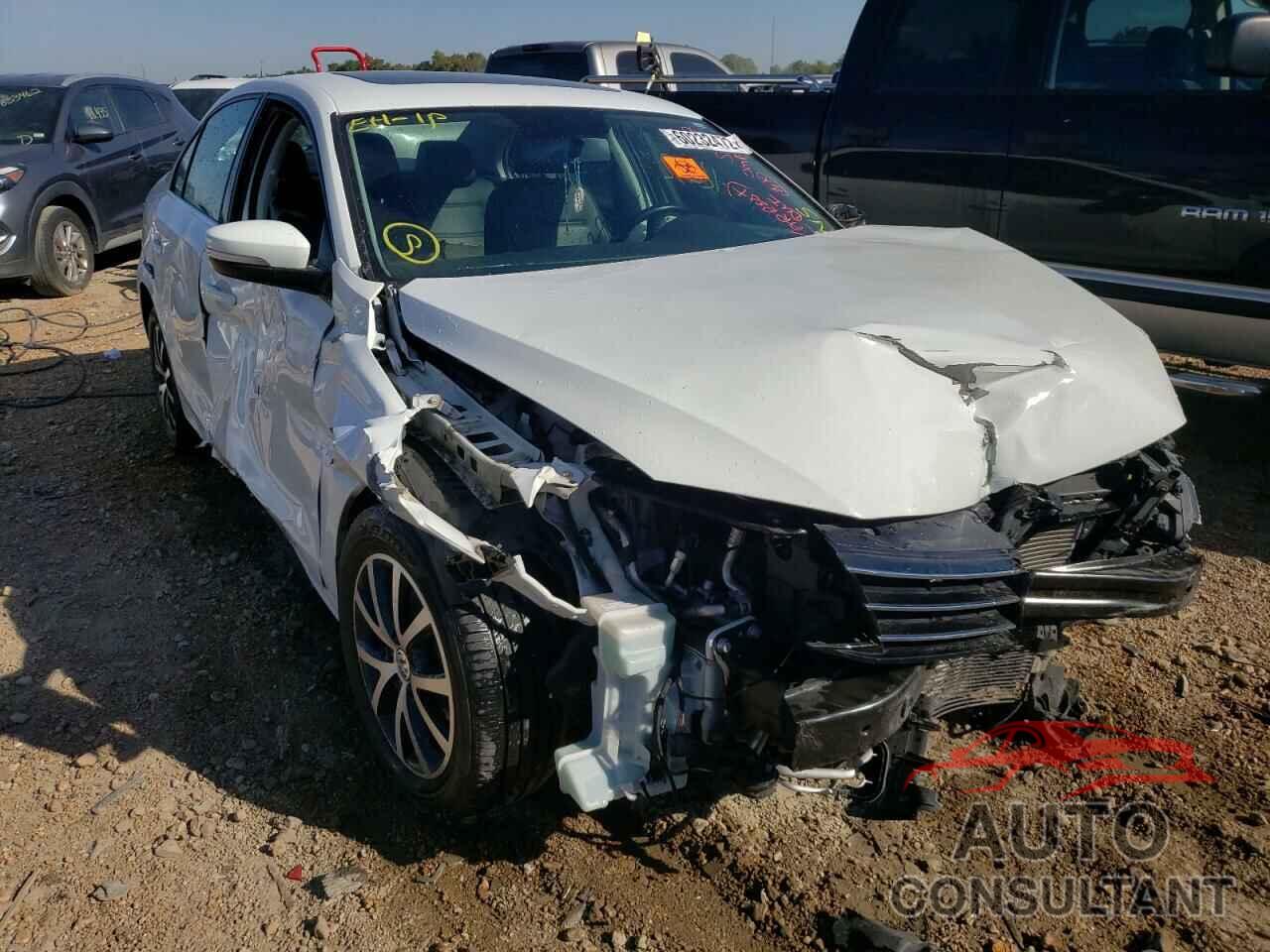 VOLKSWAGEN JETTA 2017 - 3VWB67AJ1HM411341