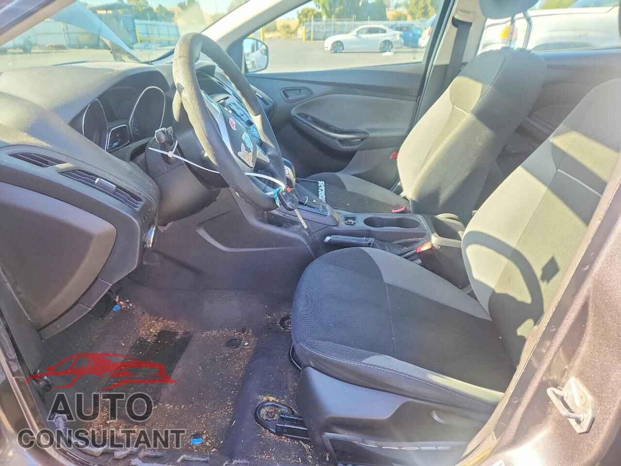 FORD FOCUS 2014 - 1FADP3E25EL210873