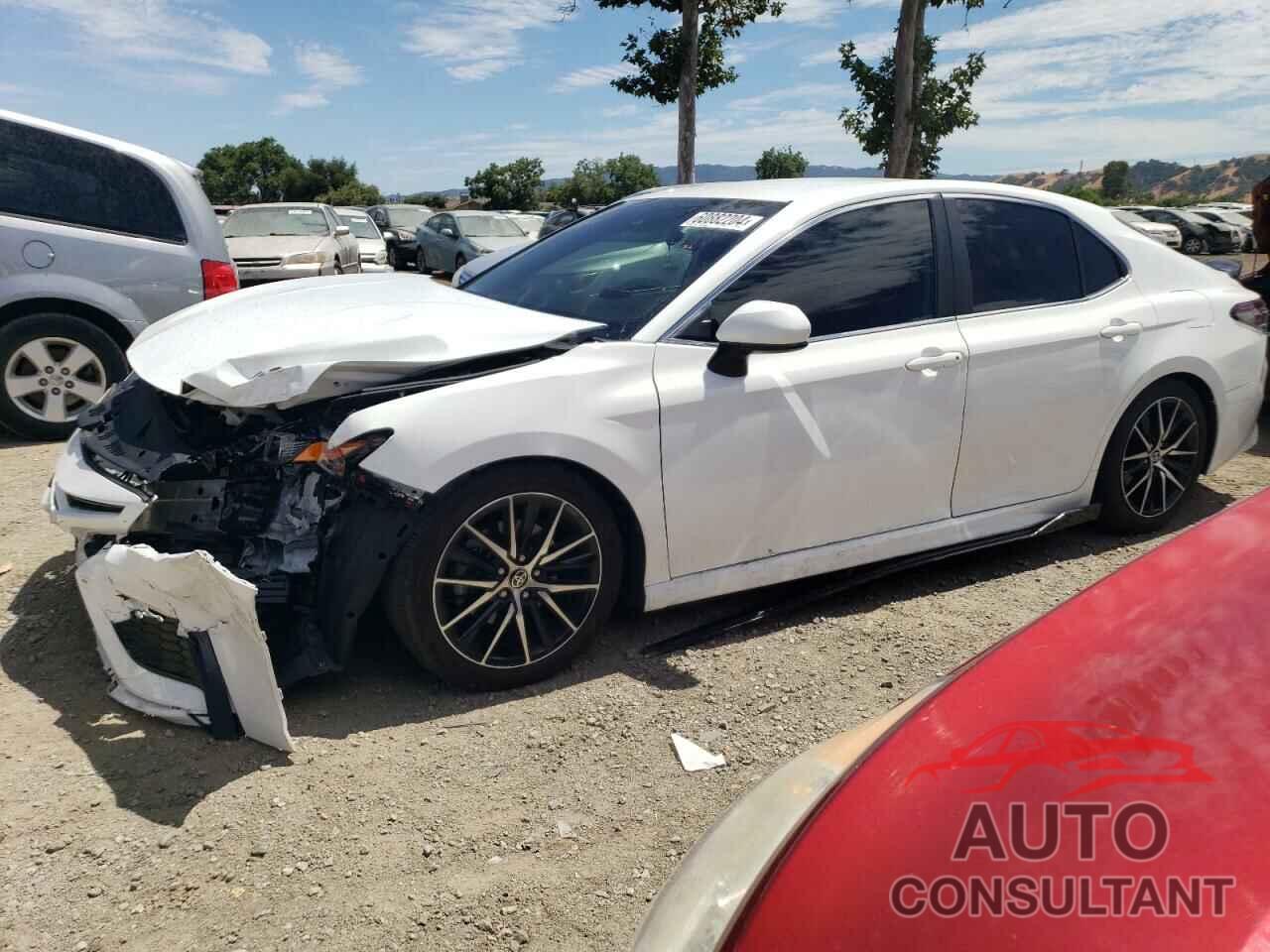 TOYOTA CAMRY 2021 - 4T1G11AK8MU539929
