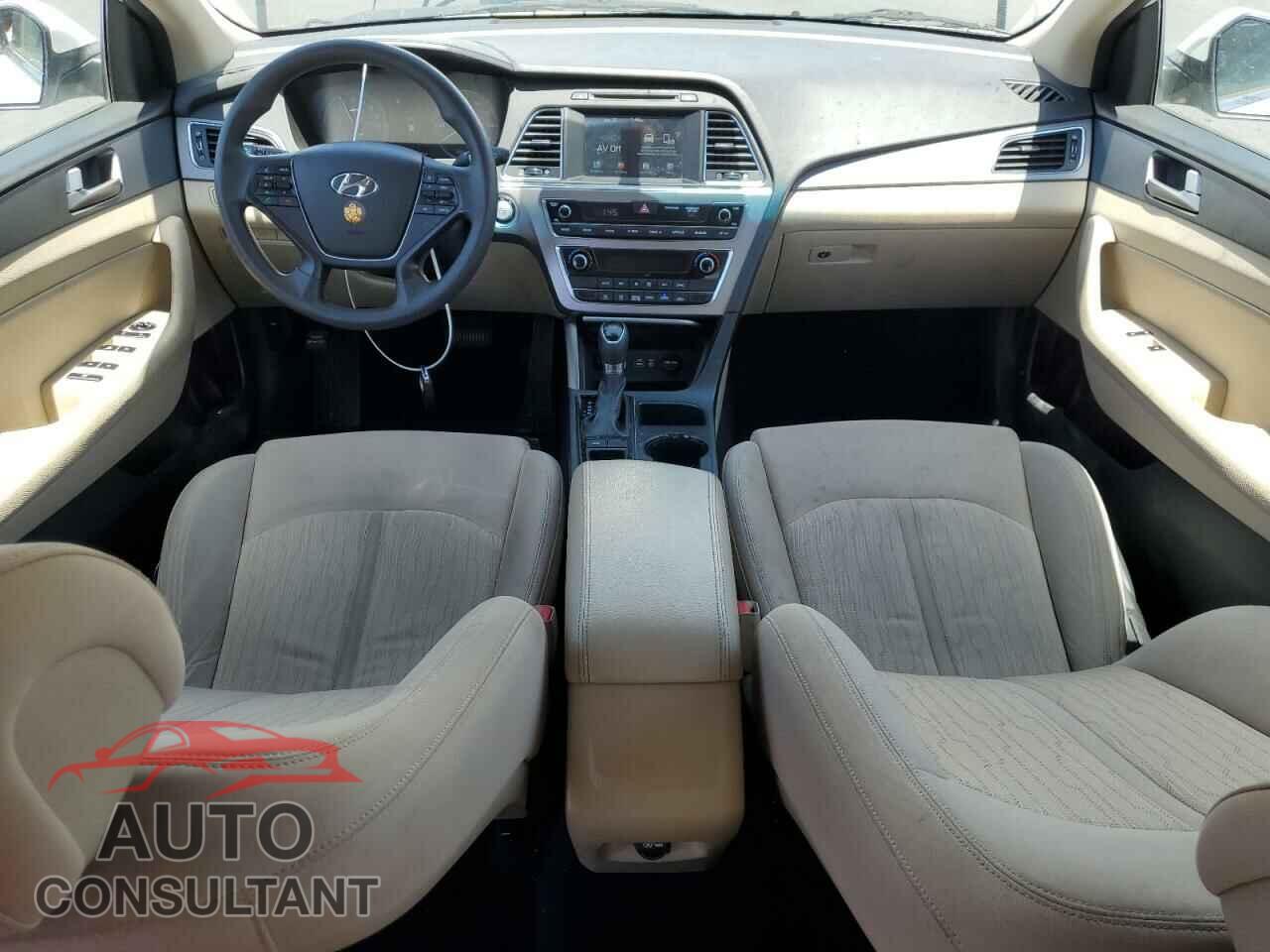 HYUNDAI SONATA 2017 - KMHE24L10HA044397