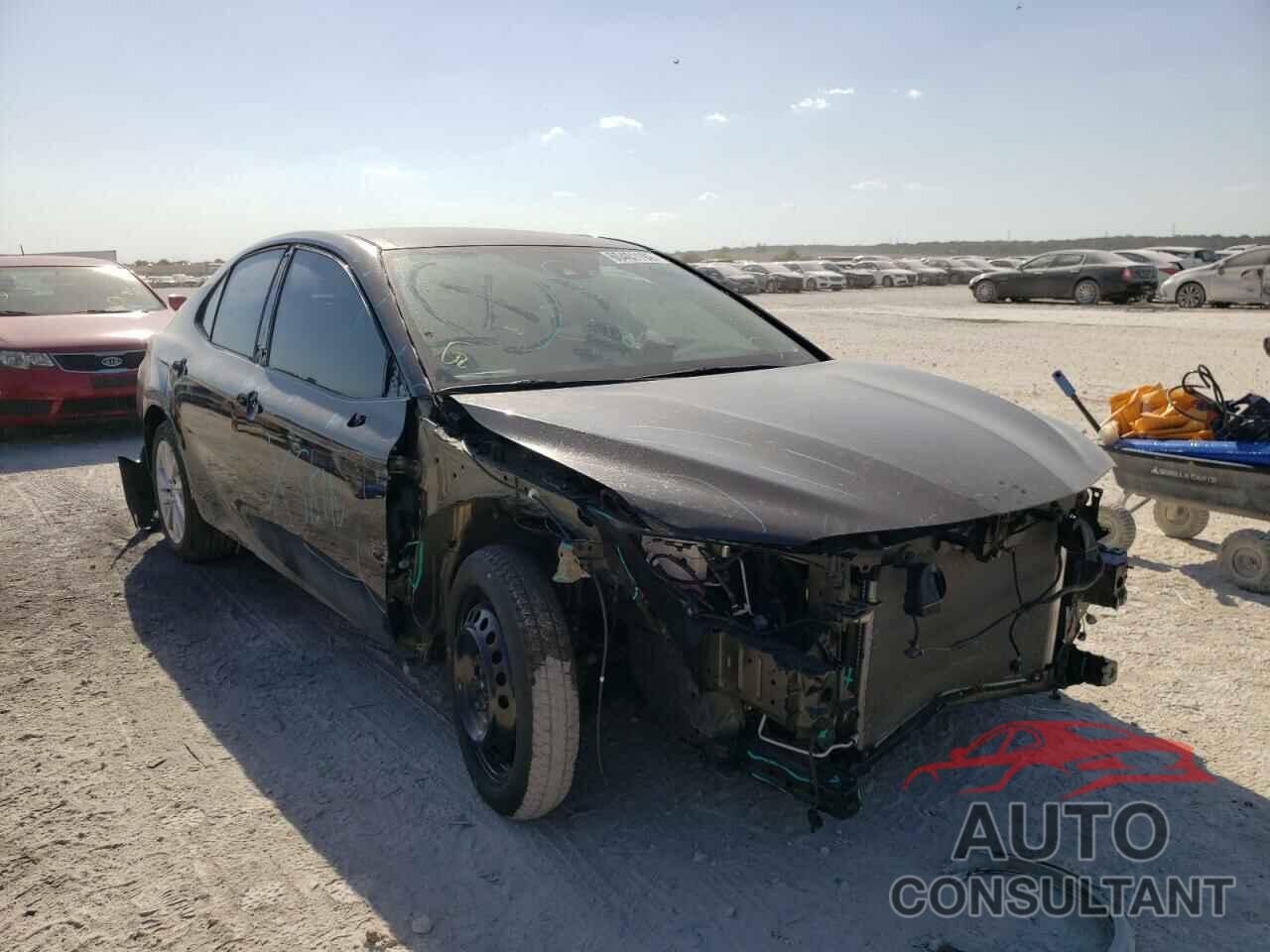 TOYOTA CAMRY 2021 - 4T1C11AK2MU574805