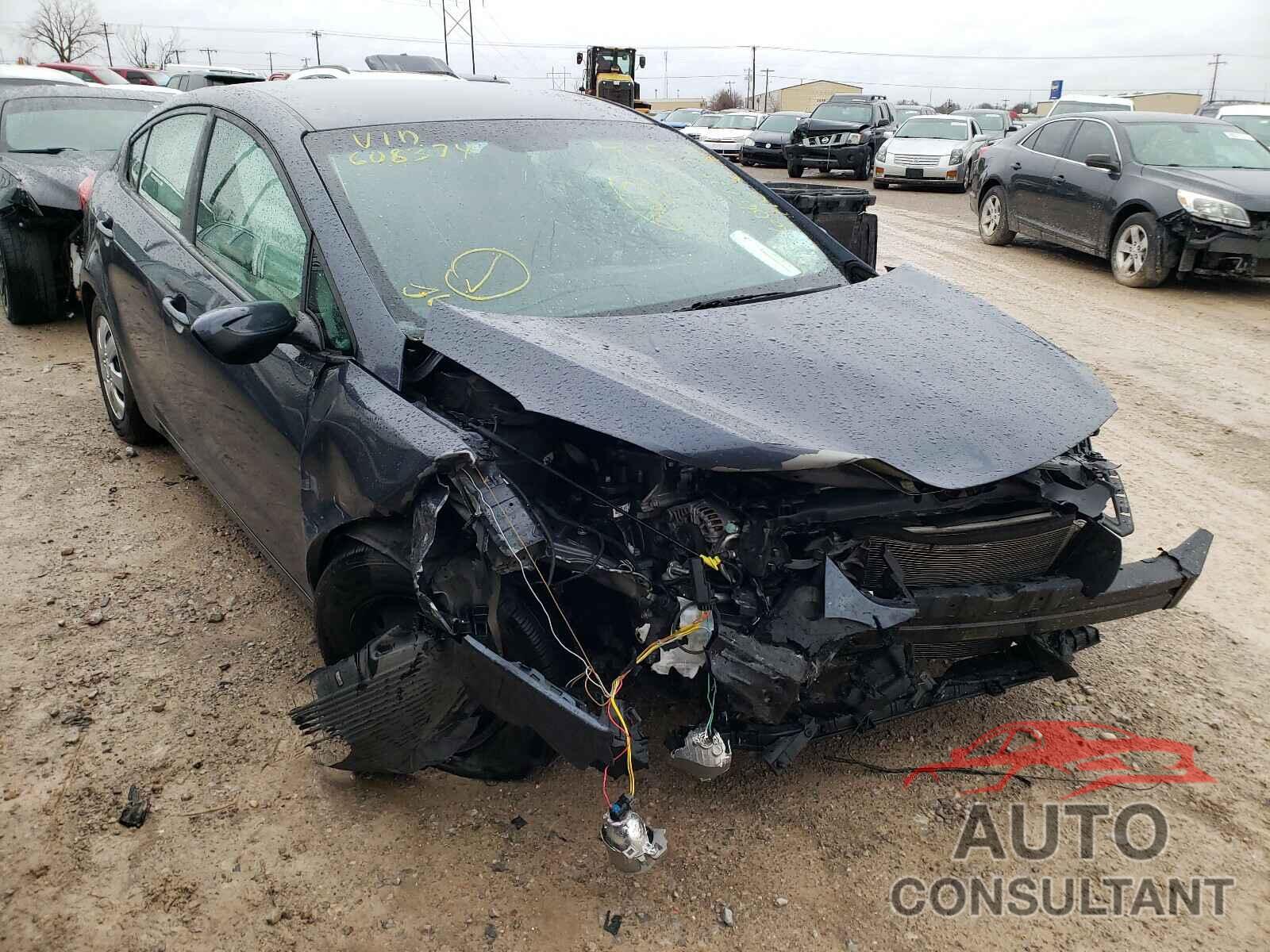 KIA FORTE 2016 - KNAFK4A6XG5608374