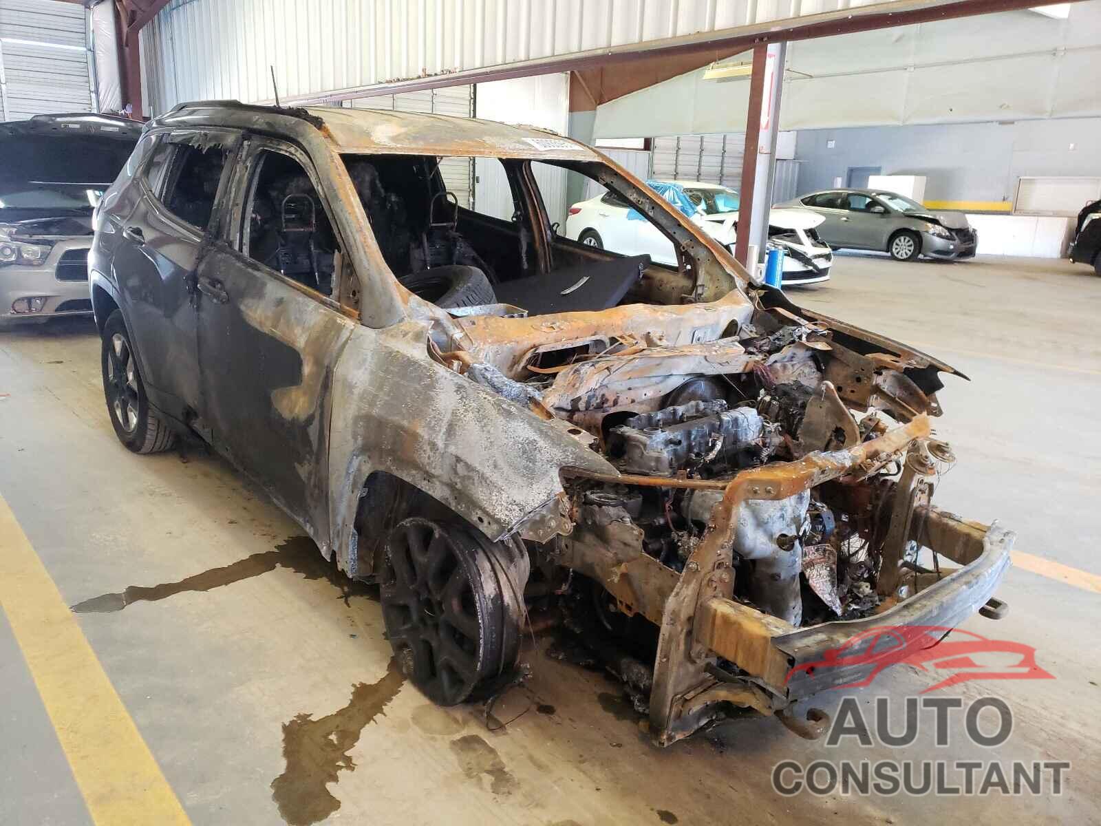 JEEP COMPASS 2017 - 3C4NJDDBXHT635649