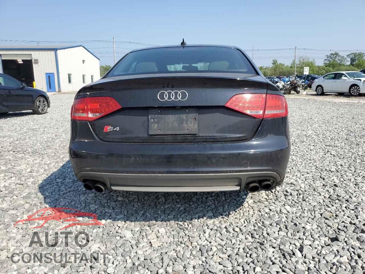 AUDI S4/RS4 2012 - WAUMGAFL1CA005384
