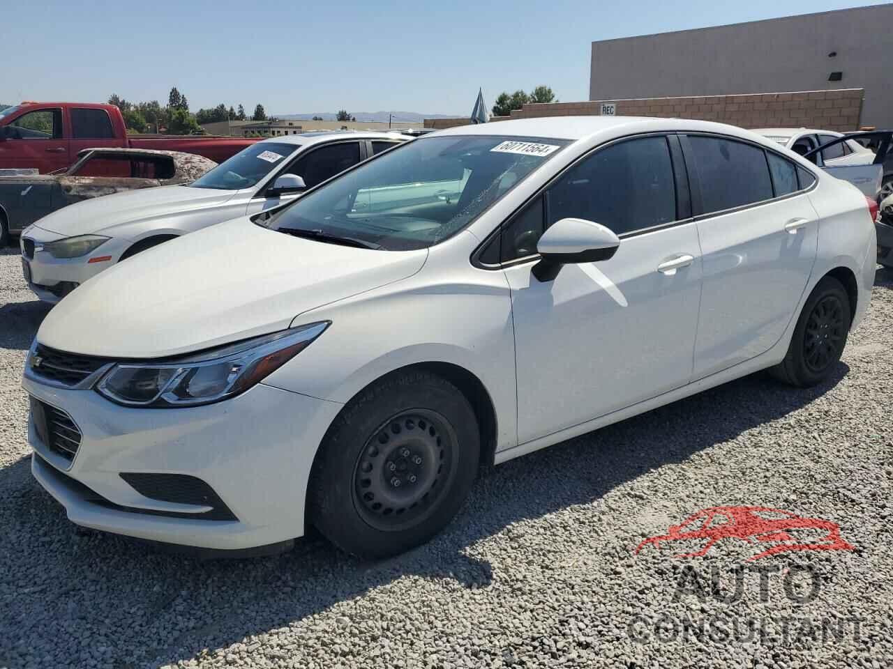 CHEVROLET CRUZE 2018 - 1G1BC5SM1J7183004