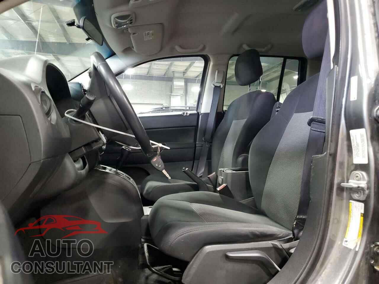 JEEP COMPASS 2011 - 1J4NF1FB5BD239293