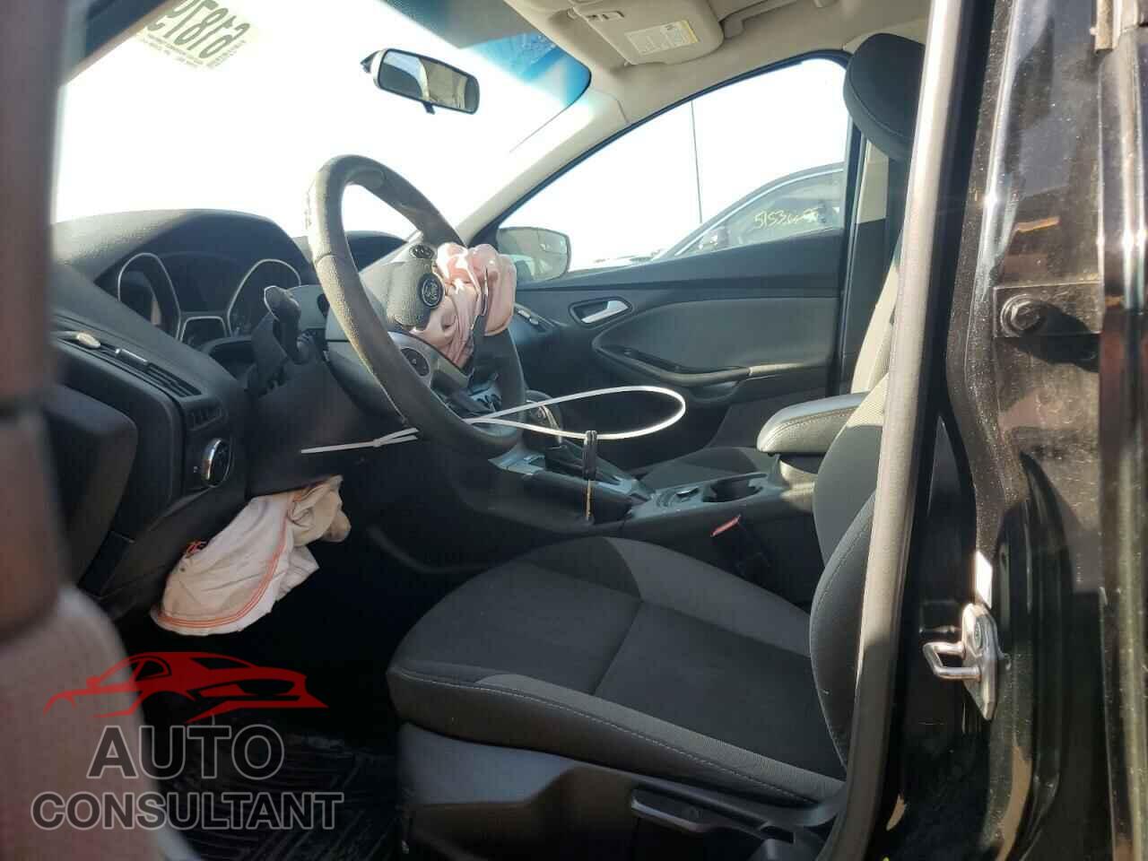 FORD FOCUS 2014 - 1FADP3F24EL228859