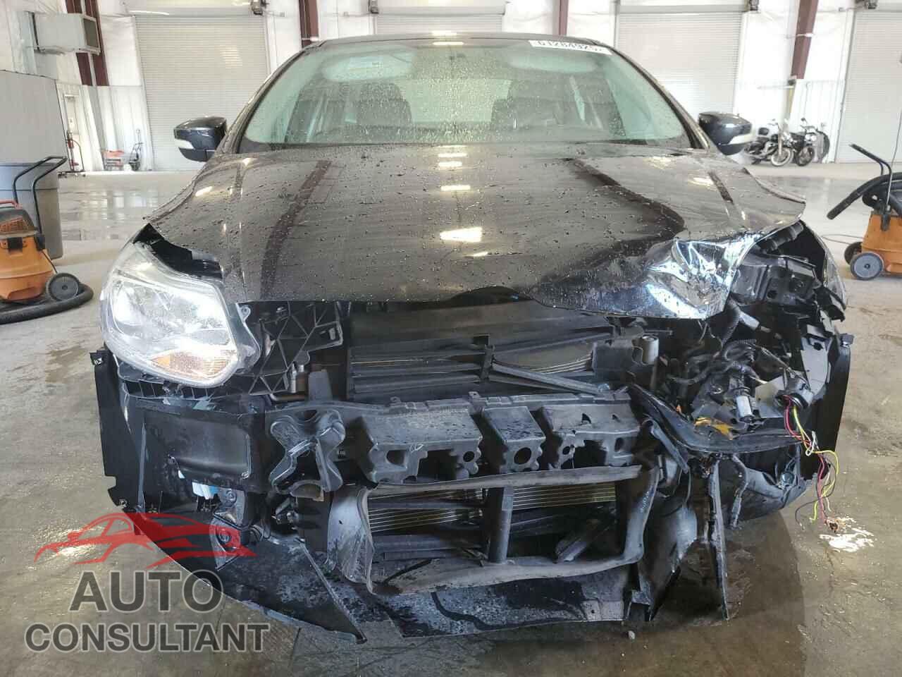 FORD FOCUS 2013 - 1FADP3F26DL284350