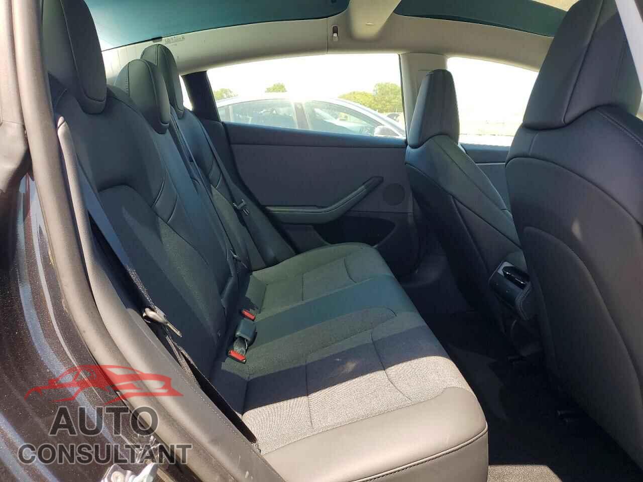 TESLA MODEL 3 2026 - 5YJ3E1EA9TF199304