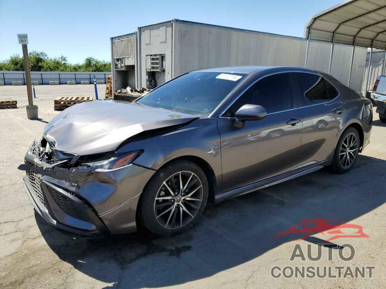 TOYOTA CAMRY 2021 - 4T1G11AK0MU583262