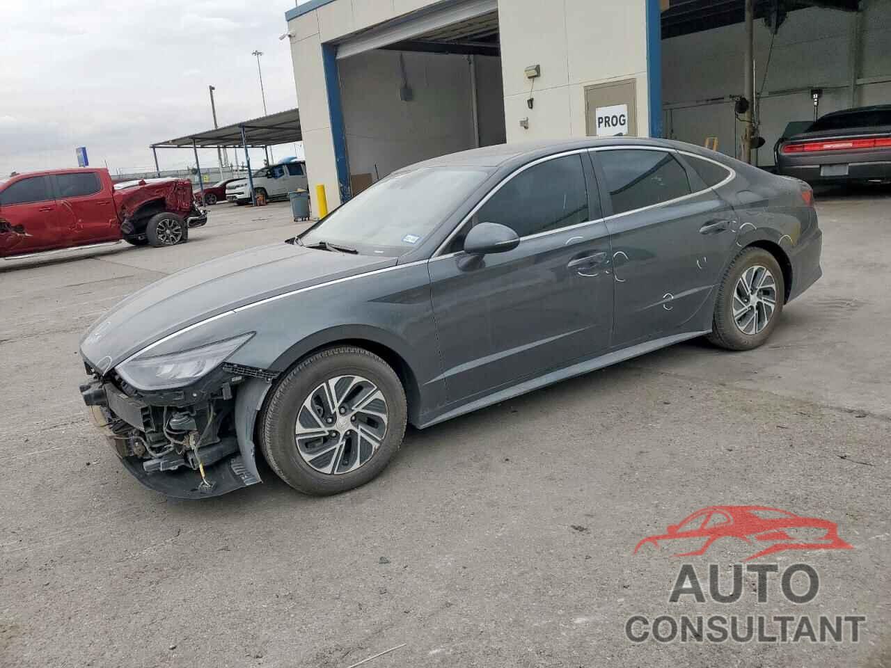 HYUNDAI SONATA 2022 - KMHL24JJ0NA043921