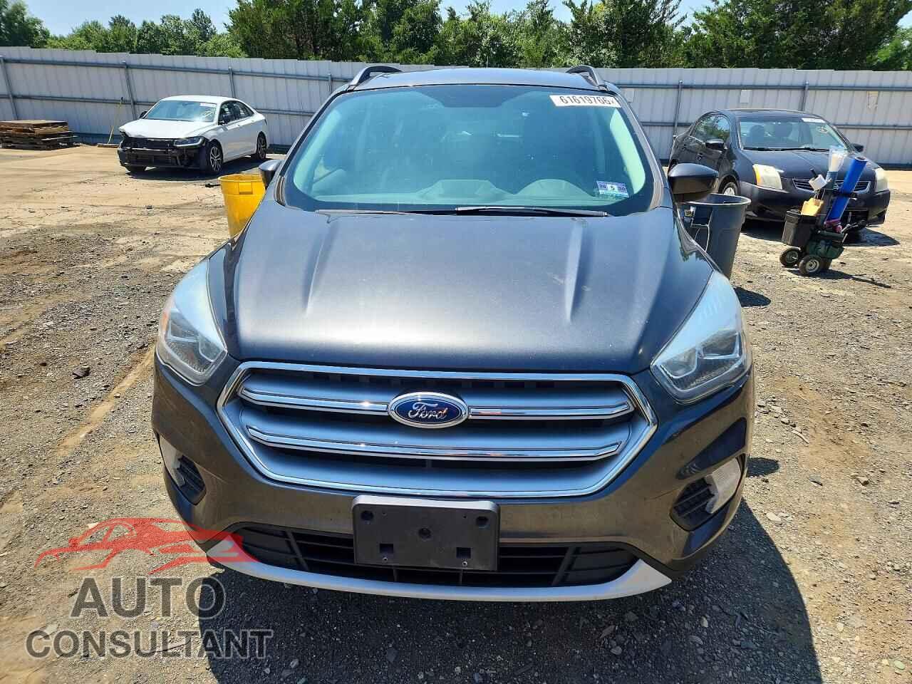 FORD ESCAPE 2017 - 1FMCU9GD5HUD55986