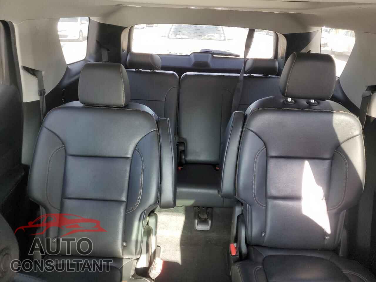 CHEVROLET TRAVERSE 2019 - 1GNERKKW4KJ196330