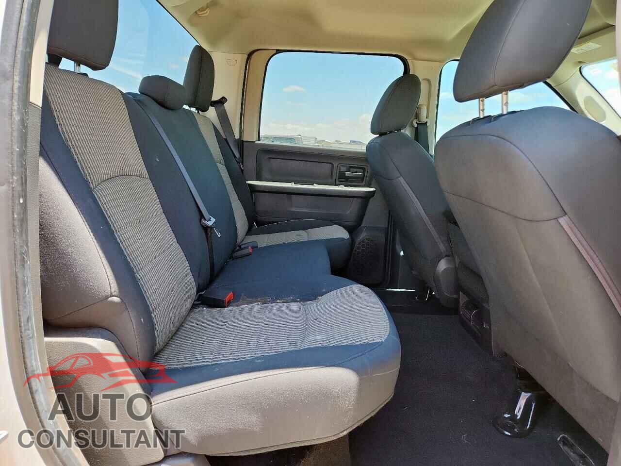 DODGE RAM 1500 2012 - 1C6RD6KT4CS307340