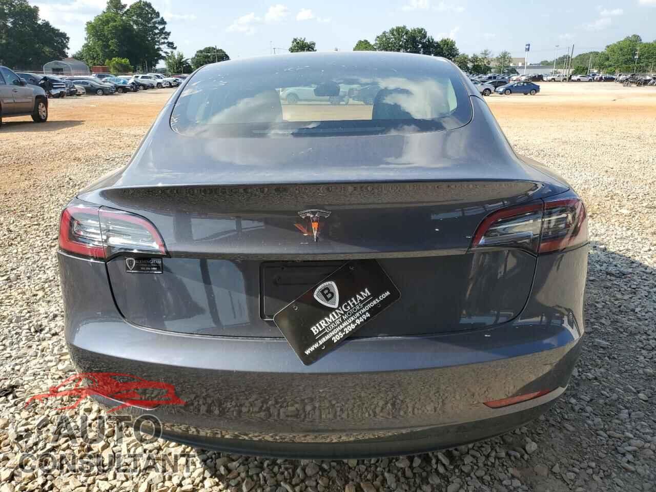TESLA MODEL 3 2023 - 5YJ3E1EA0PF460258
