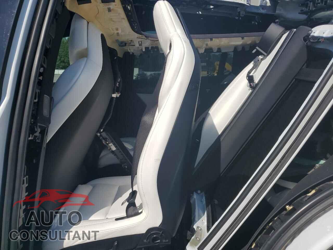 TESLA MODEL X 2018 - 5YJXCBE21JF122333