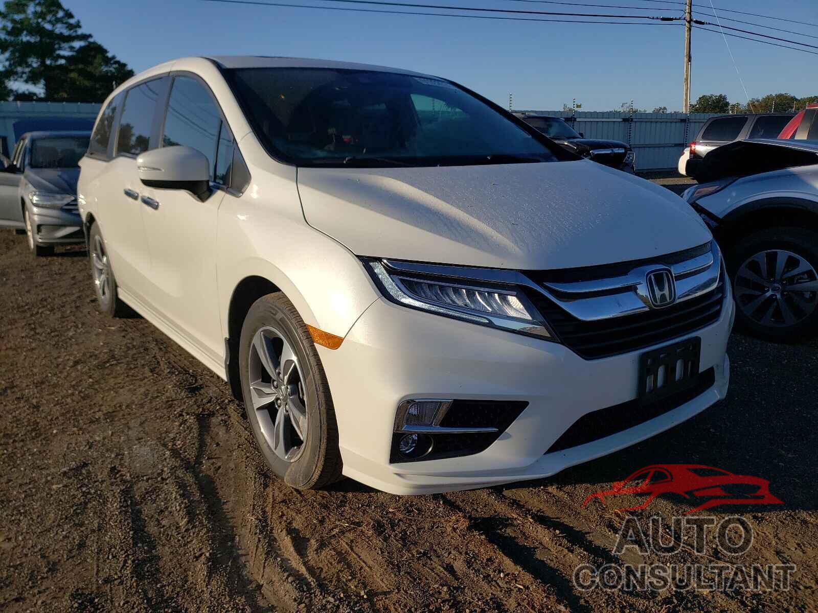 HONDA ODYSSEY 2018 - 5FNRL6H80JB032980