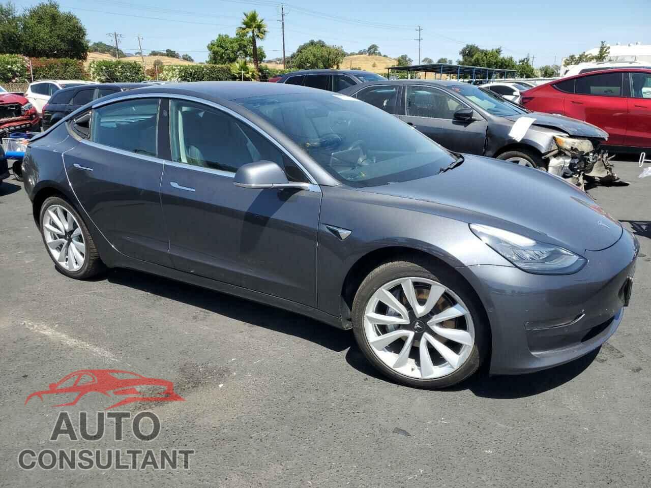 TESLA MODEL 3 2018 - 5YJ3E1EA7JF049334