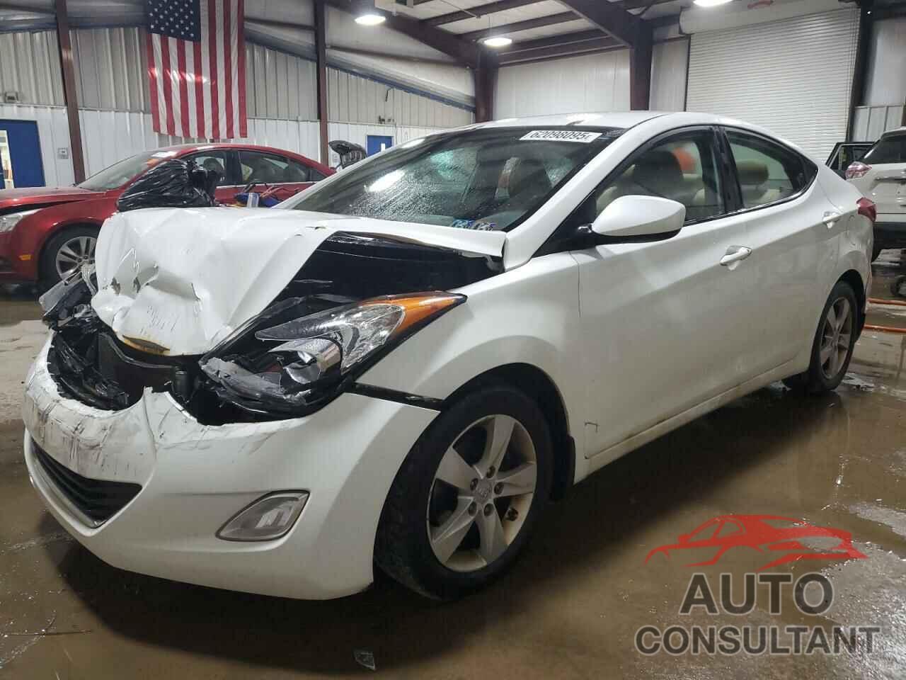 HYUNDAI ELANTRA 2012 - 5NPDH4AE5CH142881