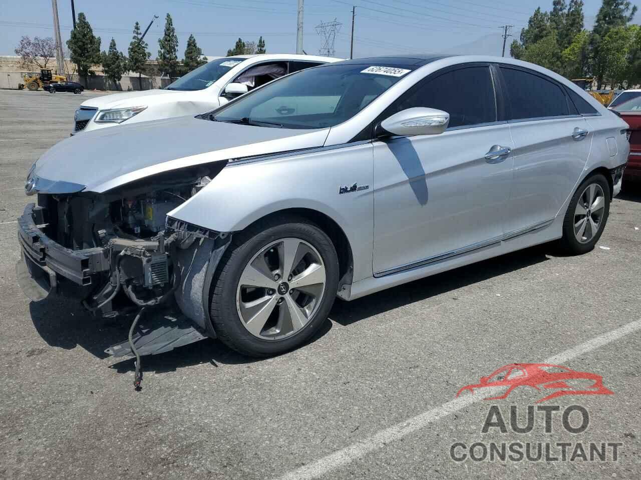 HYUNDAI SONATA 2011 - KMHEC4A49BA016695
